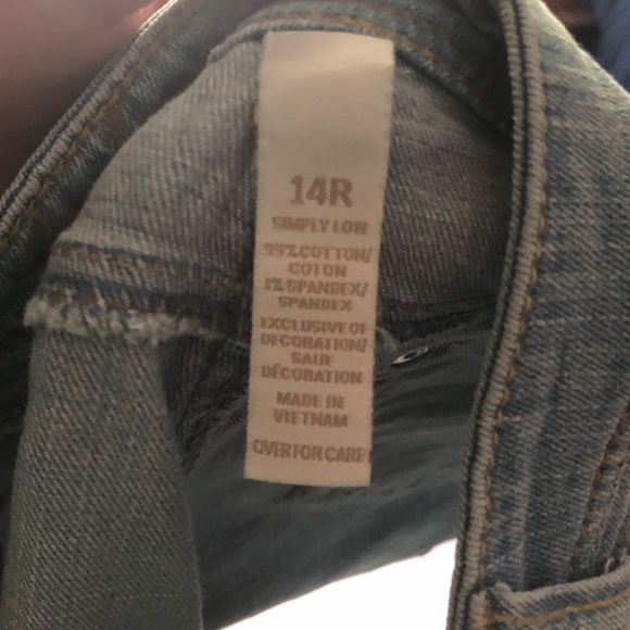 jean shorts - Picture 3 of 3